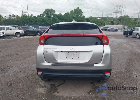 2020 Mitsubishi Eclipse Cross Es 1.5T z USA, uszkodzony, nr VIN JA4AS3AA2LZ022177